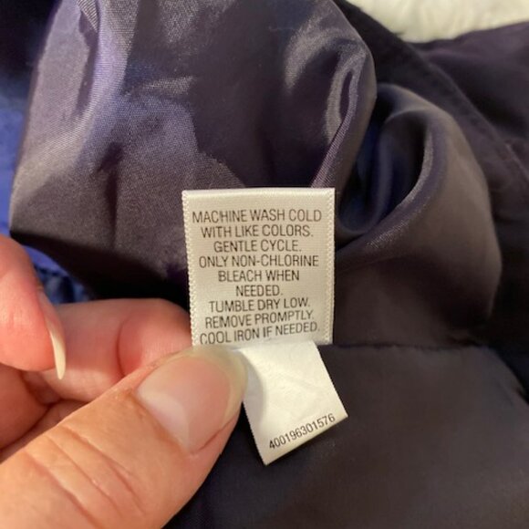 Croft & Barrow Vest - Picture 2 of 6